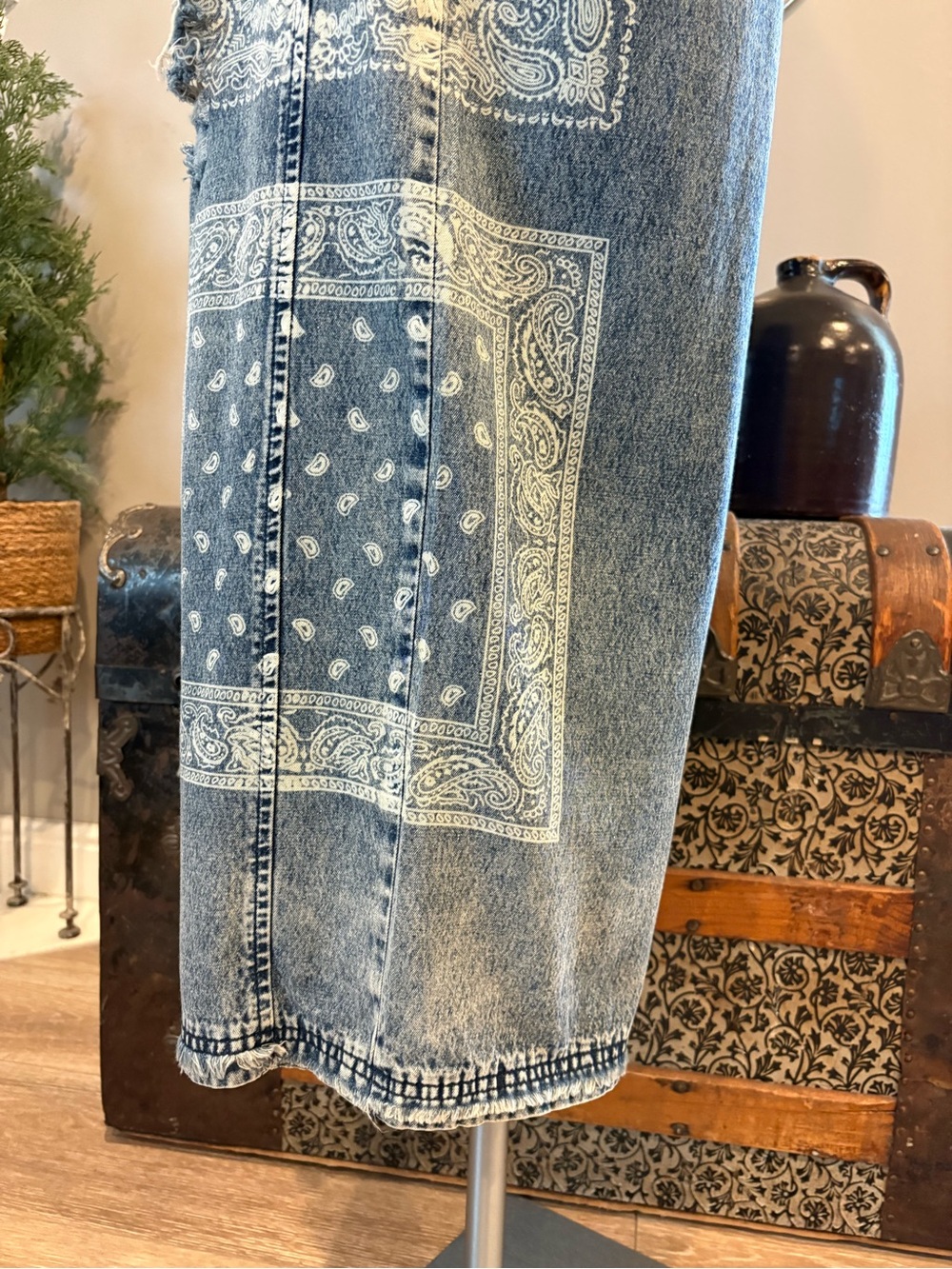 Easel Denim Bandana Patch Wide-Leg Overalls - Blue - Picture 8 of 14